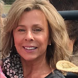 Meet your Posher, Suzanne